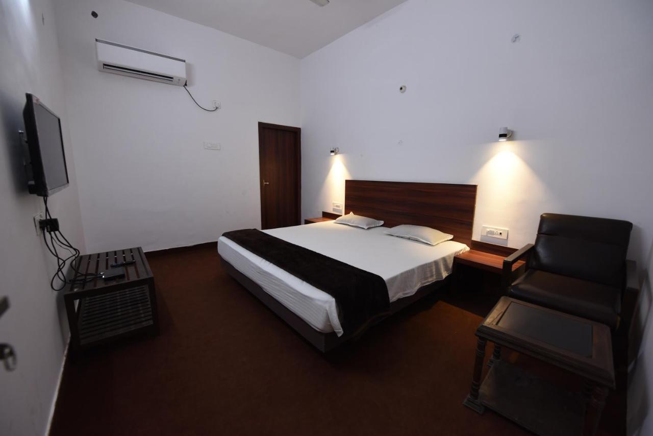 Hotel Mayur Gorakhpur Luaran gambar